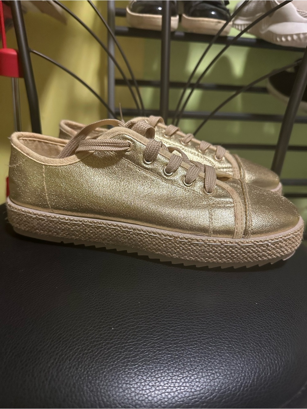 Rouge! Metallic Gold Low-Top Sneakers